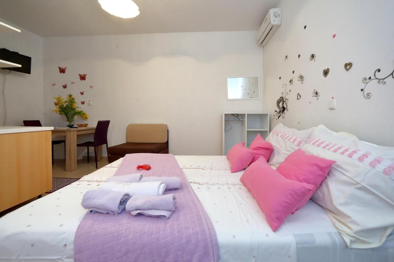 Apartments Ivana بيبينيا المظهر الخارجي الصورة
