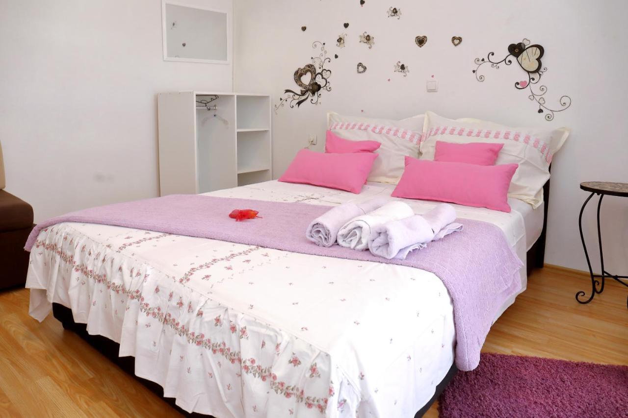 Apartments Ivana بيبينيا المظهر الخارجي الصورة