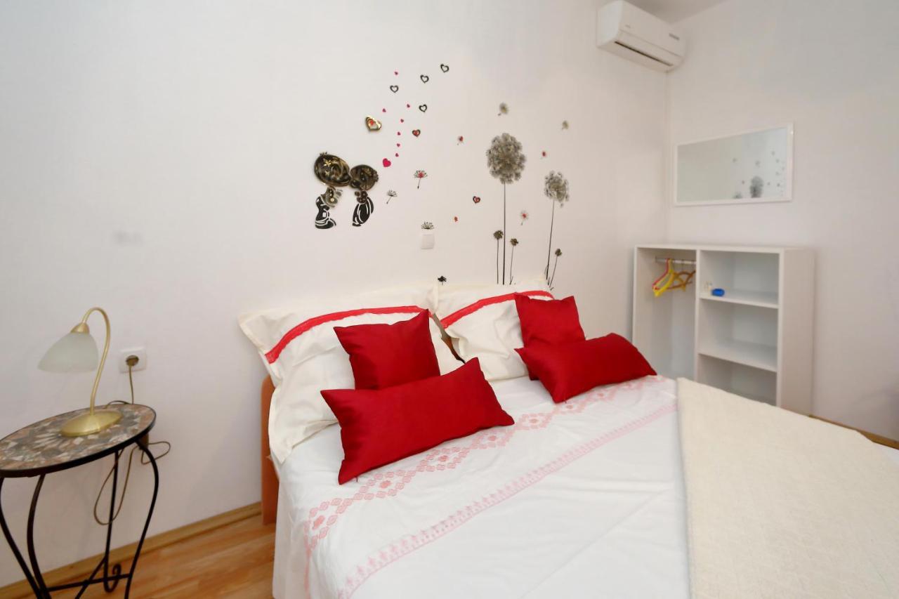 Apartments Ivana بيبينيا المظهر الخارجي الصورة